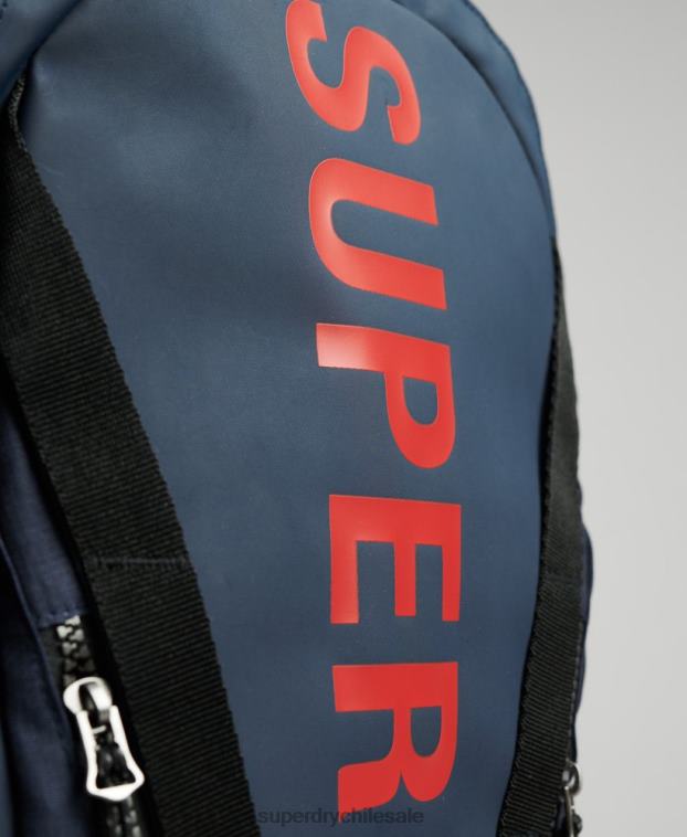 hombres Superdry Armada mochila con gráfico de lona de montaña 2R68Z1728
