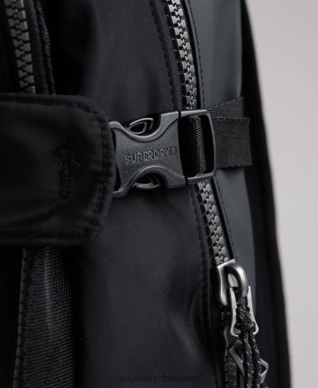 hombres Superdry negro mochila con gráfico de lona de montaña 2R68Z1619