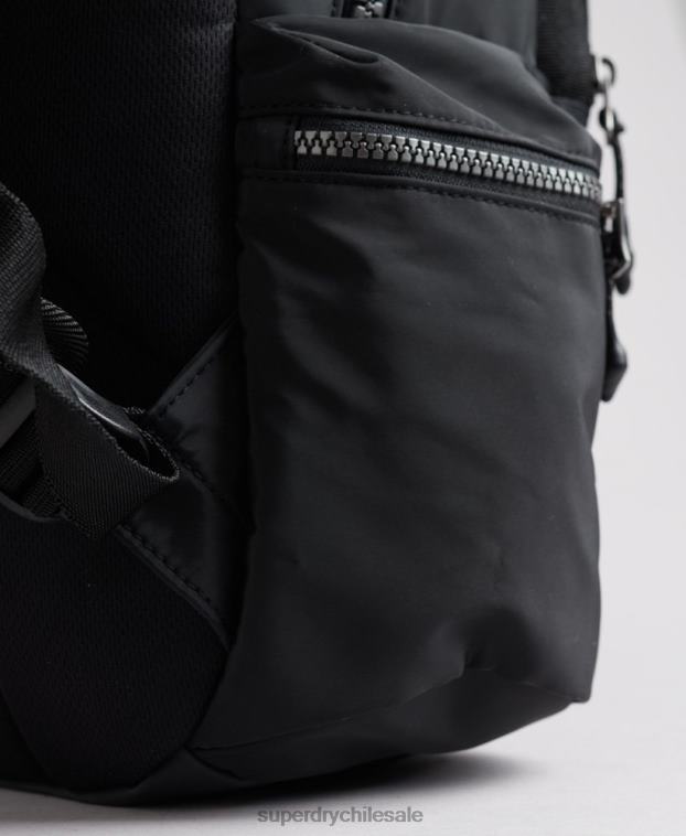 hombres Superdry negro mochila con gráfico de lona de montaña 2R68Z1619