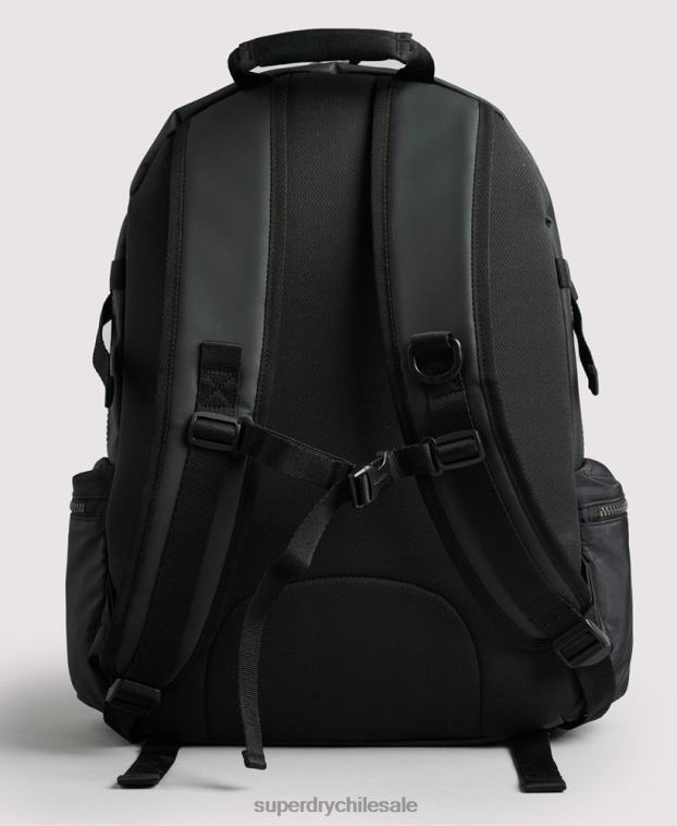 hombres Superdry negro mochila con gráfico de lona de montaña 2R68Z1633