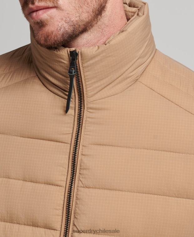 hombres Superdry marrón abrigo acolchado corto y ligero 2R68Z975
