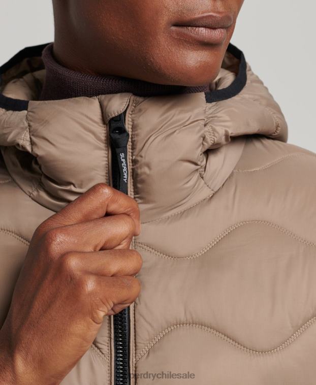 hombres Superdry marrón abrigo acolchado ligero con capucha 2R68Z1002