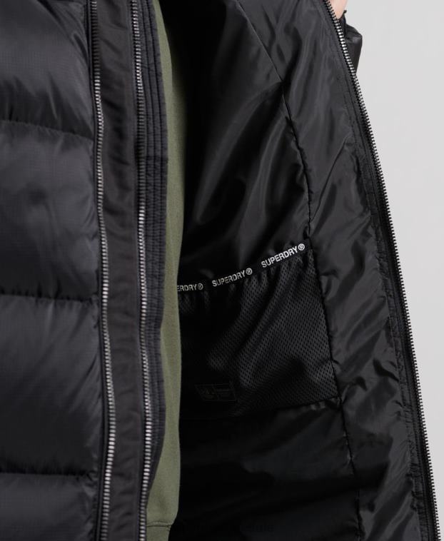 hombres Superdry negro abrigo acolchado con plumas largas 2R68Z4652