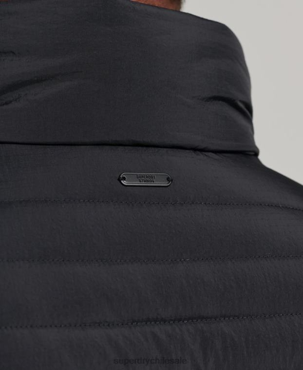 hombres Superdry negro abrigo acolchado corto y ligero 2R68Z1029