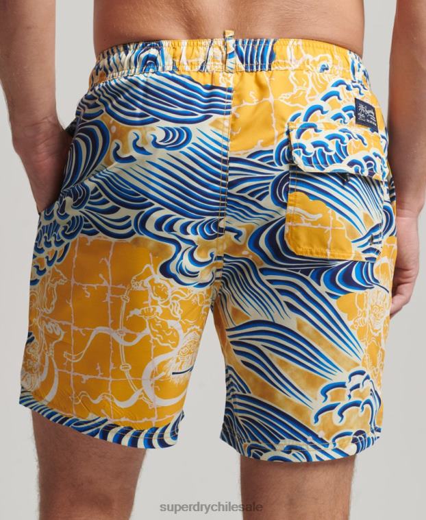 hombres Superdry amarillo shorts de baño hawaianos reciclados 2R68Z398