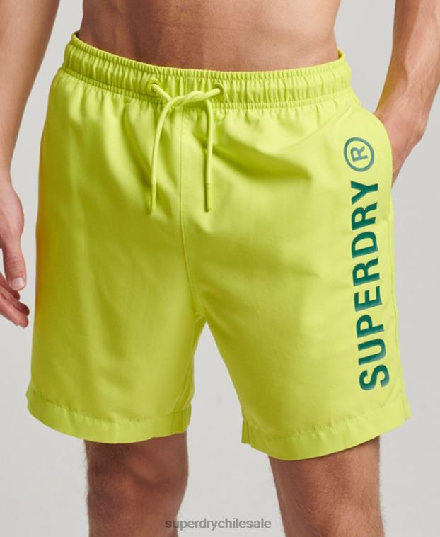 hombres Superdry amarillo shorts de baño reciclados core sport de 17 pulgadas 2R68Z424