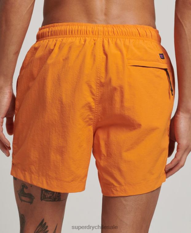 hombres Superdry naranja shorts de baño reciclados 2R68Z102