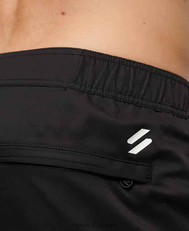 hombres Superdry negro shorts de playa reciclados con ropa deportiva 2R68Z57