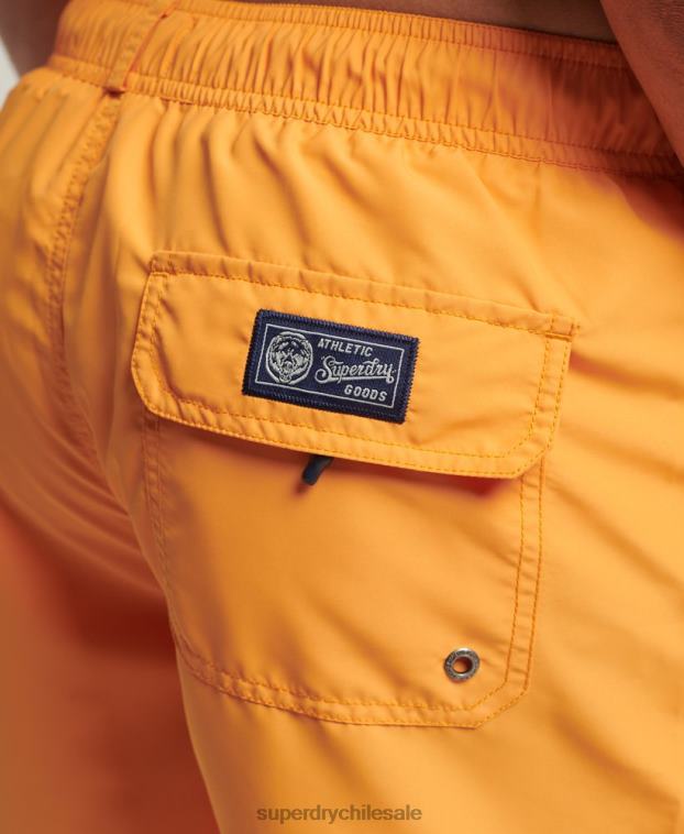 hombres Superdry oro shorts de baño vintage reciclados universitarios 2R68Z427