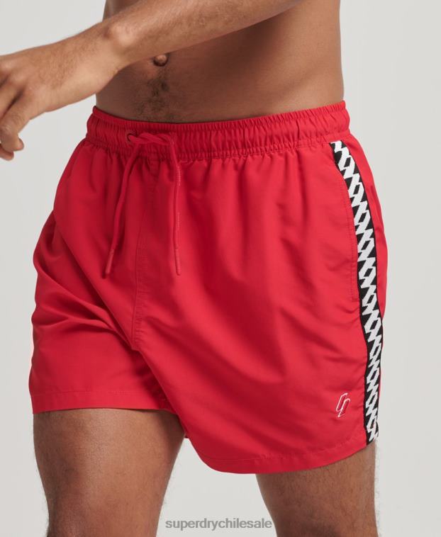 hombres Superdry rojo shorts de baño reciclados de 15 pulgadas con cinta 2R68Z451