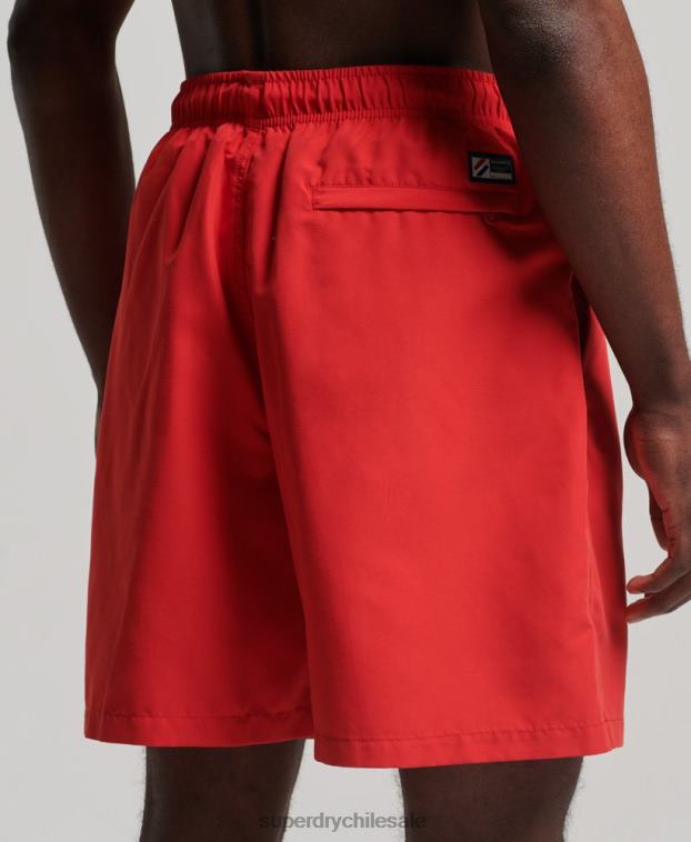 hombres Superdry rojo shorts de baño reciclados de 19 pulgadas con apliques 2R68Z422