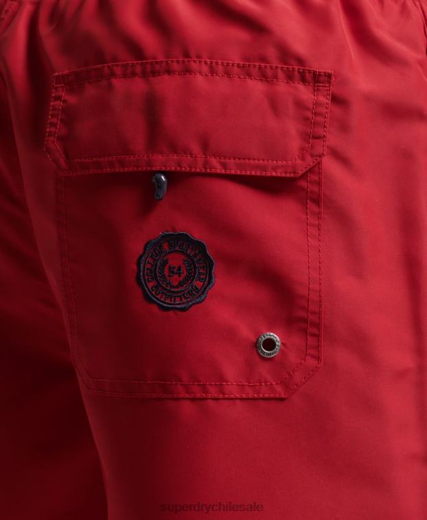 hombres Superdry rojo shorts de playa de polo reciclado 2R68Z402