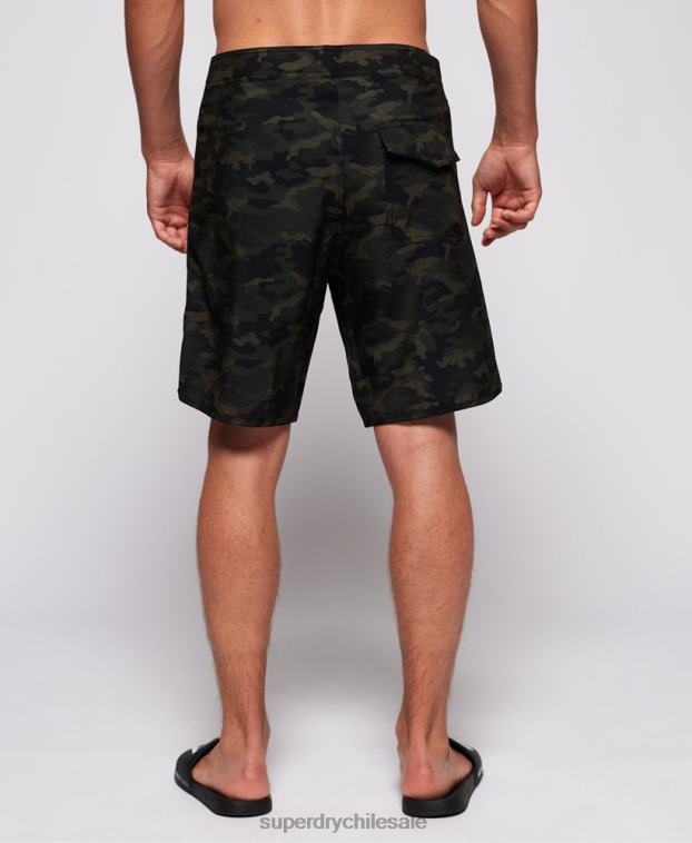 hombres Superdry verde shorts de playa para aguas profundas 2R68Z449