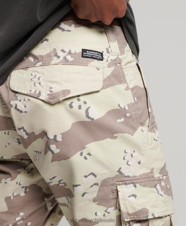 hombres Superdry caqui shorts cargo básicos 2R68Z353