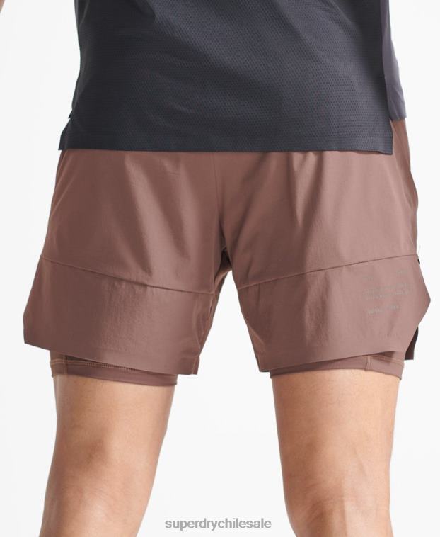 hombres Superdry marrón pantalones cortos de capa premium de tren 2R68Z5377