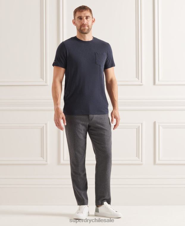 hombres Superdry Armada camiseta de algodón orgánico con cuello redondo y bolsillo flameado 2R68Z4871