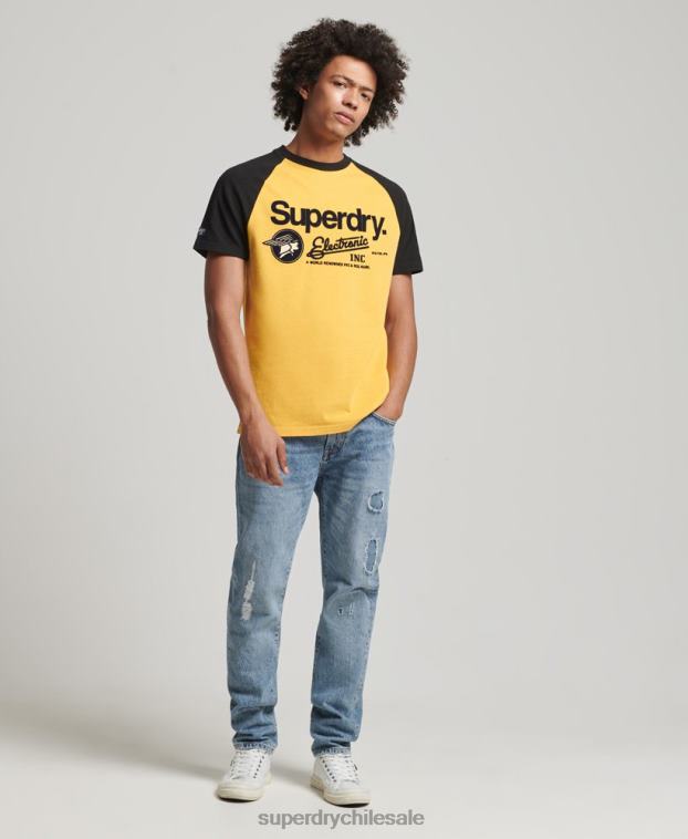 hombres Superdry amarillo playera raglán con logo gráfico 2R68Z4860
