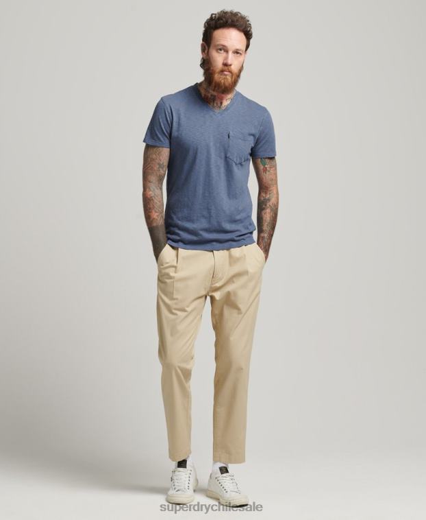 hombres Superdry azul camiseta de algodón orgánico con cuello de pico y bolsillo flameado 2R68Z4936