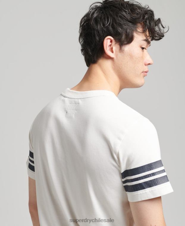 hombres Superdry blanco playera atlética con estampado universitario 2R68Z4824
