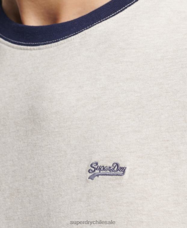 hombres Superdry crema playera con cuello redondo y logo Essential de algodón orgánico 2R68Z4883