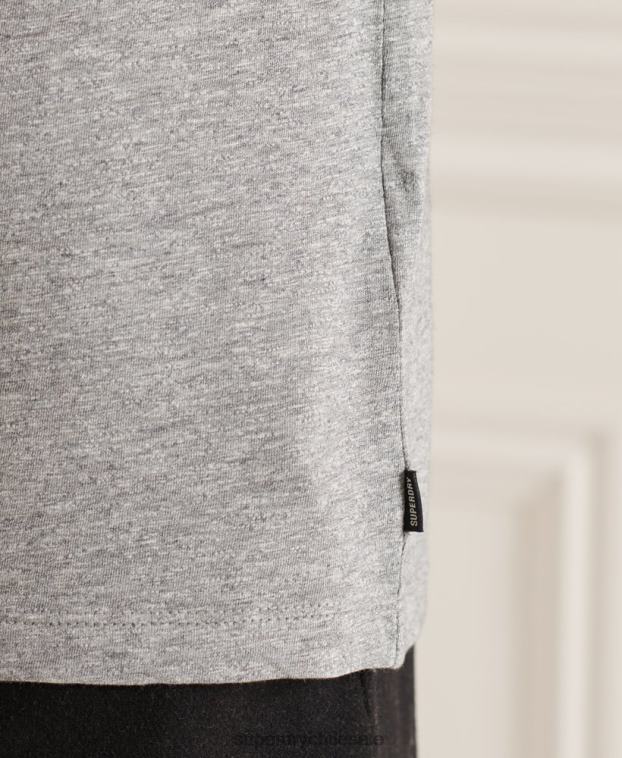 hombres Superdry gris claro camiseta de algodón orgánico con cuello de pico y bolsillo flameado 2R68Z4849