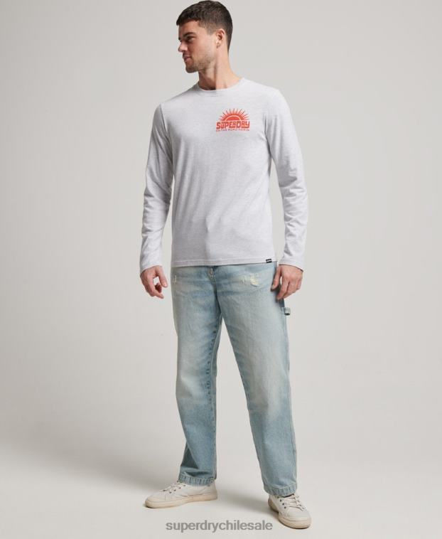 hombres Superdry gris claro camiseta de manga larga con pegatina de viaje 2R68Z1499