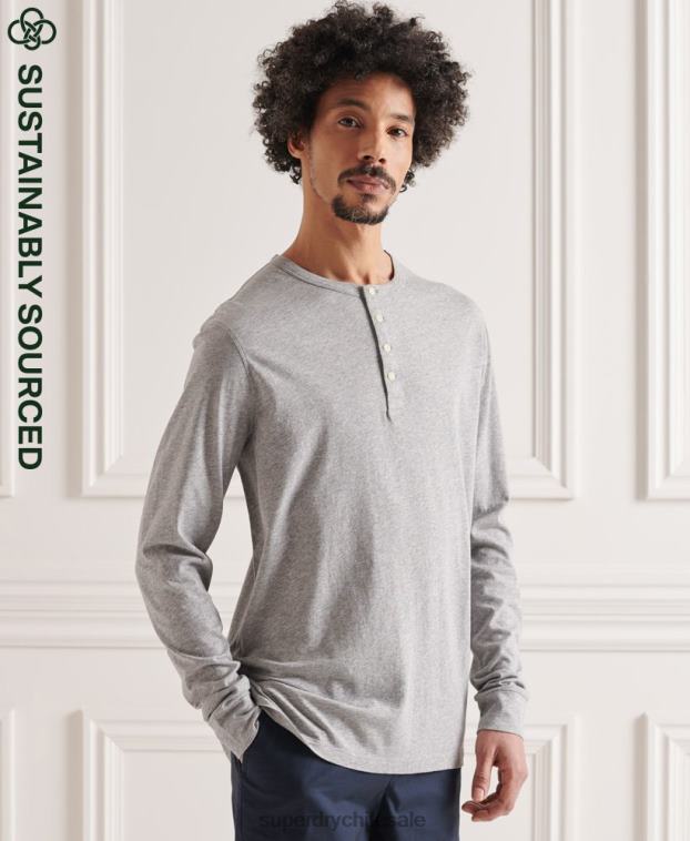 hombres Superdry gris claro camiseta henley esencial ligera de algodón orgánico 2R68Z6424