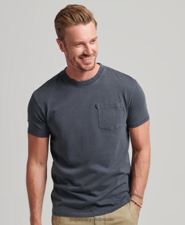 hombres Superdry gris oscuro camiseta de algodón orgánico con bolsillo 2R68Z4938