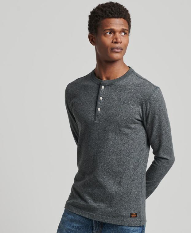 hombres Superdry gris oscuro camiseta henley de manga larga de algodón orgánico 2R68Z6458