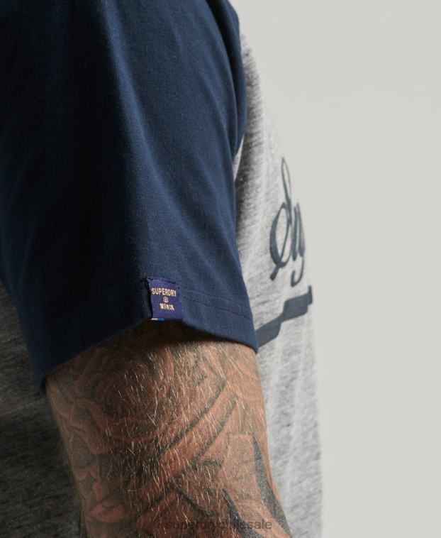 hombres Superdry gris playera raglán con gráfico de Aquiles 2R68Z4972