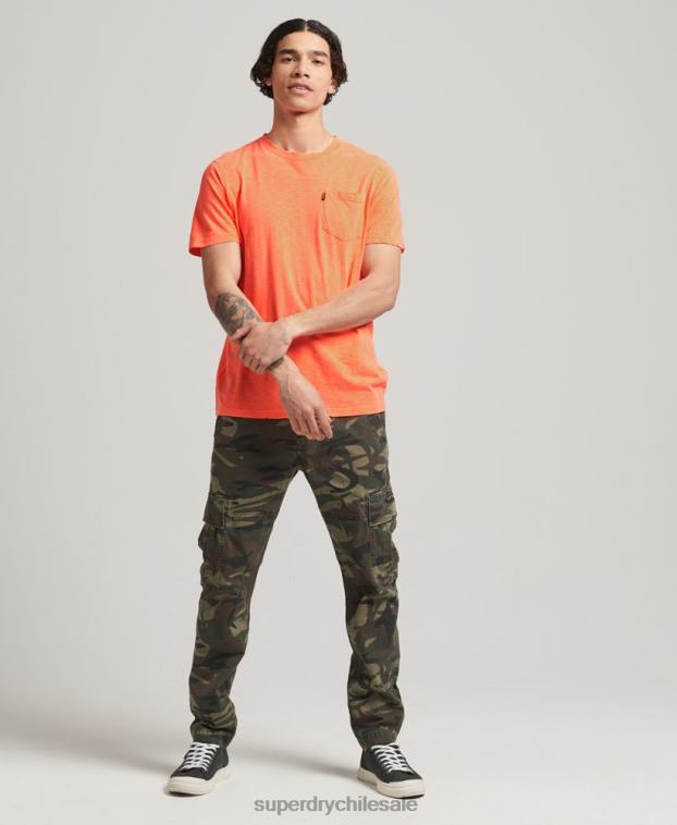 hombres Superdry naranja camiseta de algodón orgánico con cuello redondo y bolsillo flameado 2R68Z4918