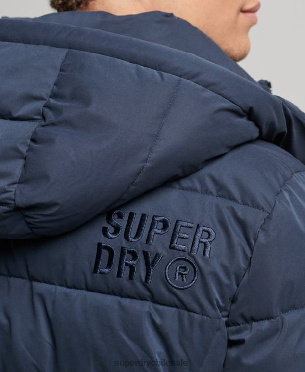 hombres Superdry Armada chaqueta acolchada de montaña de microfibra 2R68Z1045