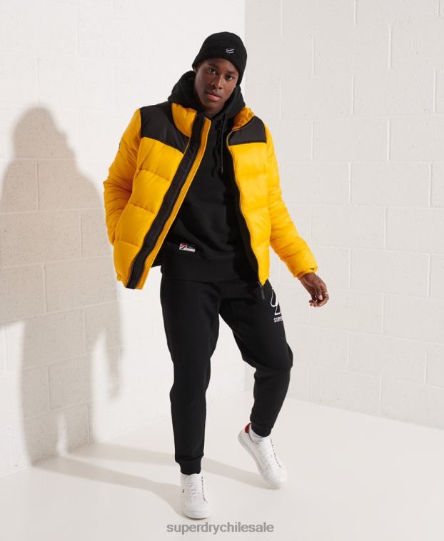 hombres Superdry amarillo chaqueta de código 2R68Z4510