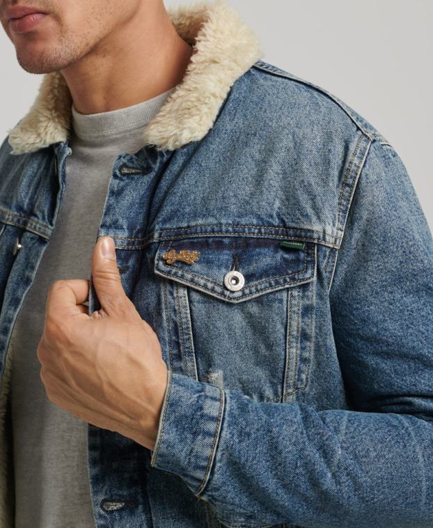 hombres Superdry azul chamarra sherpa de mezclilla 2R68Z4437