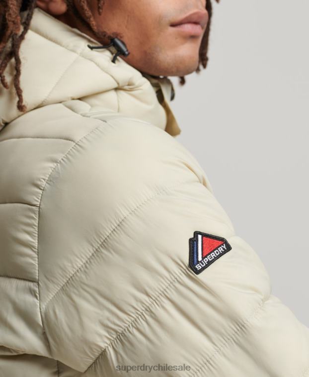 hombres Superdry beige chamarra acolchada clásica con capucha 2R68Z985