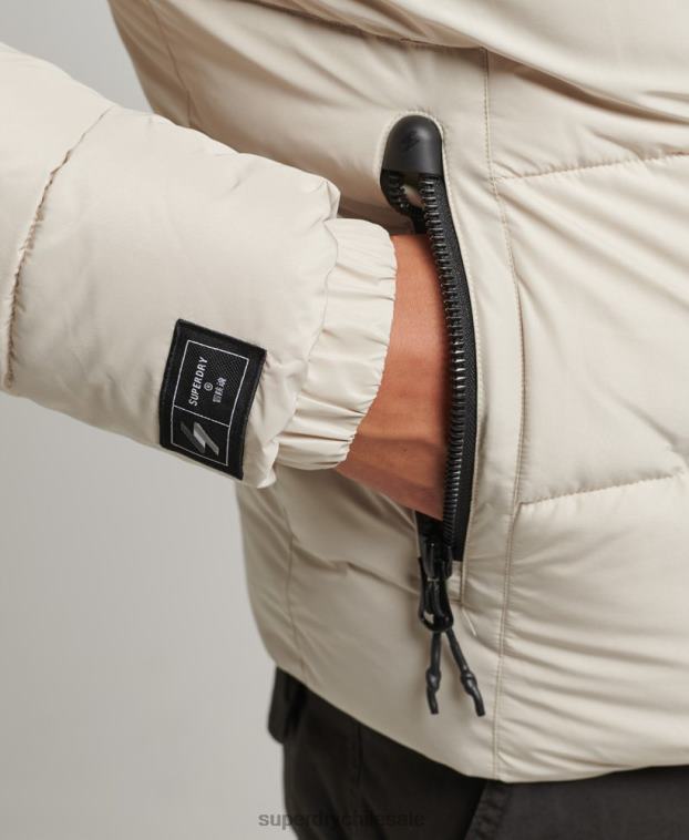 hombres Superdry beige chaqueta deportiva acolchada con capucha 2R68Z1071