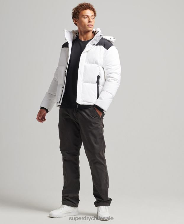 hombres Superdry blanco chamarra capitonada con capucha 2R68Z1054