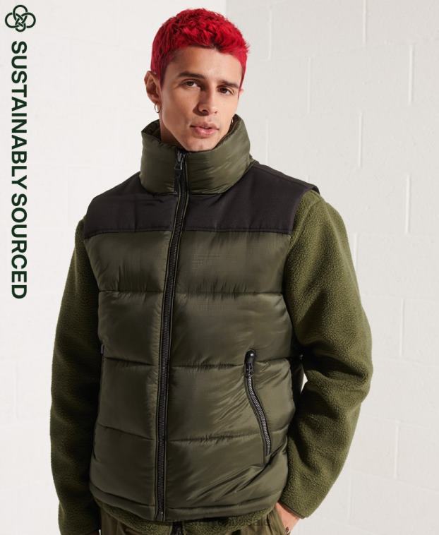 hombres Superdry caqui chaleco acolchado 2R68Z4534