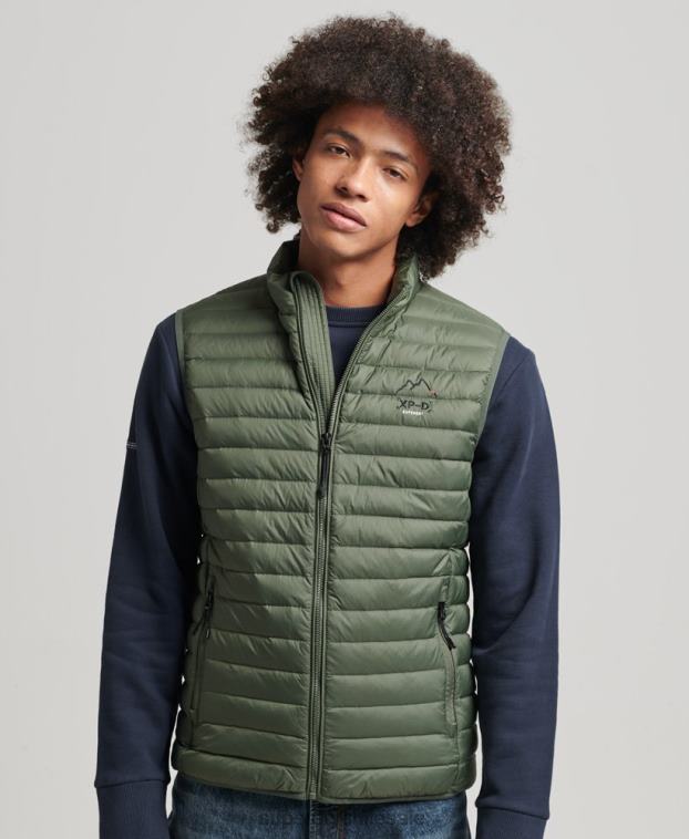 hombres Superdry caqui chaleco de plumas Tech Core 2R68Z4445