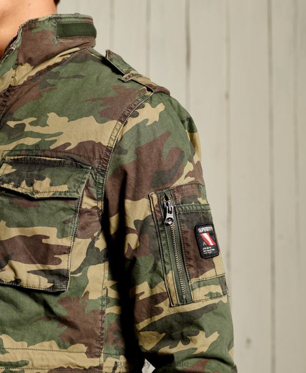 hombres Superdry caqui chaqueta clásica de novato 2R68Z4619