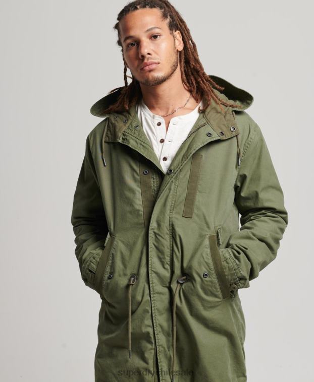 hombres Superdry caqui parka estilo militar con cola de pez 2R68Z4517
