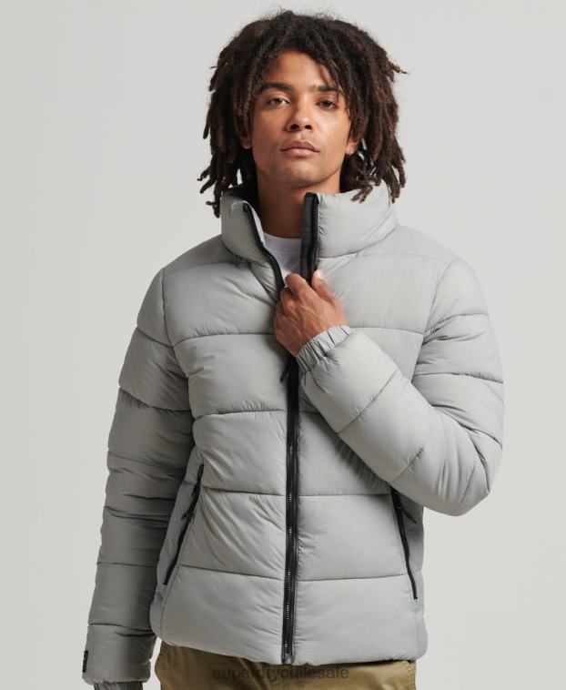 hombres Superdry gris claro chaqueta acolchada deportiva sin capucha 2R68Z1059
