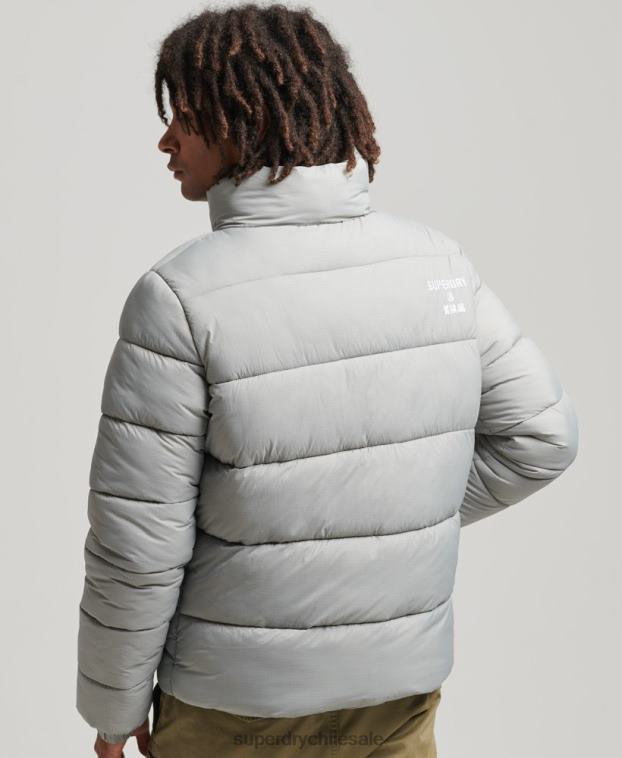 hombres Superdry gris claro chaqueta acolchada deportiva sin capucha 2R68Z1059