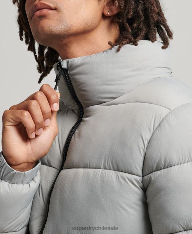 hombres Superdry gris claro chaqueta acolchada deportiva sin capucha 2R68Z1059