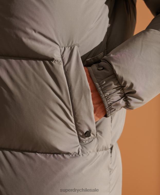 hombres Superdry gris claro plumífero reciclado de edición limitada 2R68Z4720