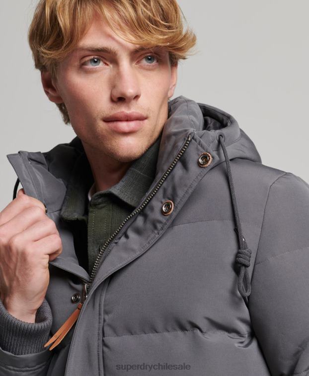 hombres Superdry gris oscuro chamarra acolchada Everest con capucha 2R68Z1049