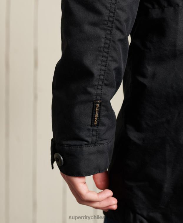 hombres Superdry gris oscuro parka militar con cola de pez 2R68Z4687