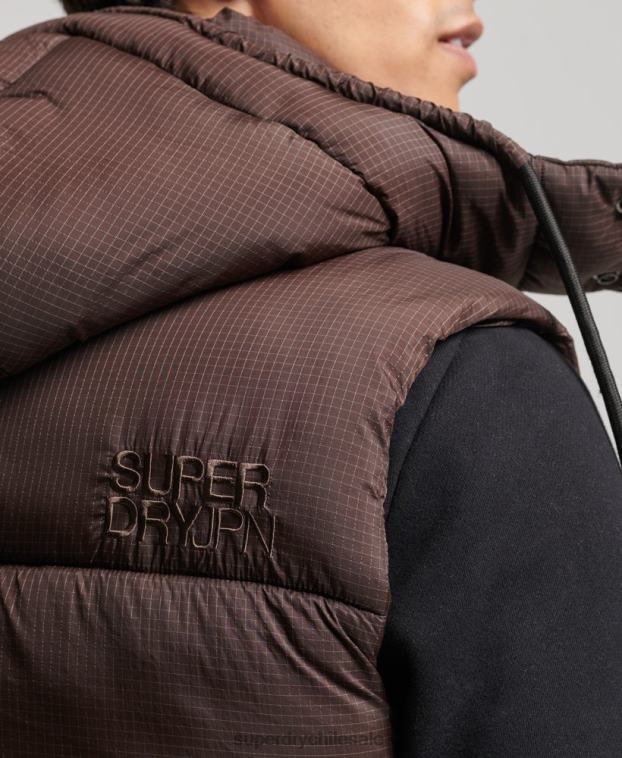 hombres Superdry marrón chaleco acolchado corto touchline 2R68Z958