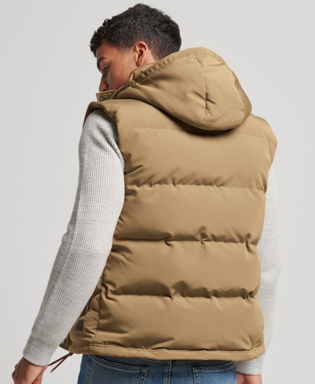 hombres Superdry marrón chaleco acolchado everest con capucha 2R68Z1065