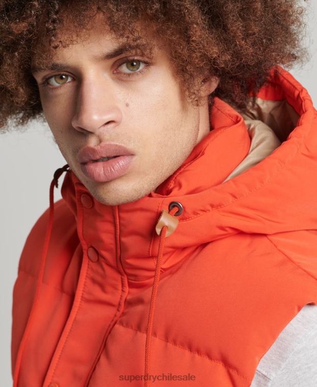 hombres Superdry naranja chaleco acolchado everest con capucha 2R68Z4460